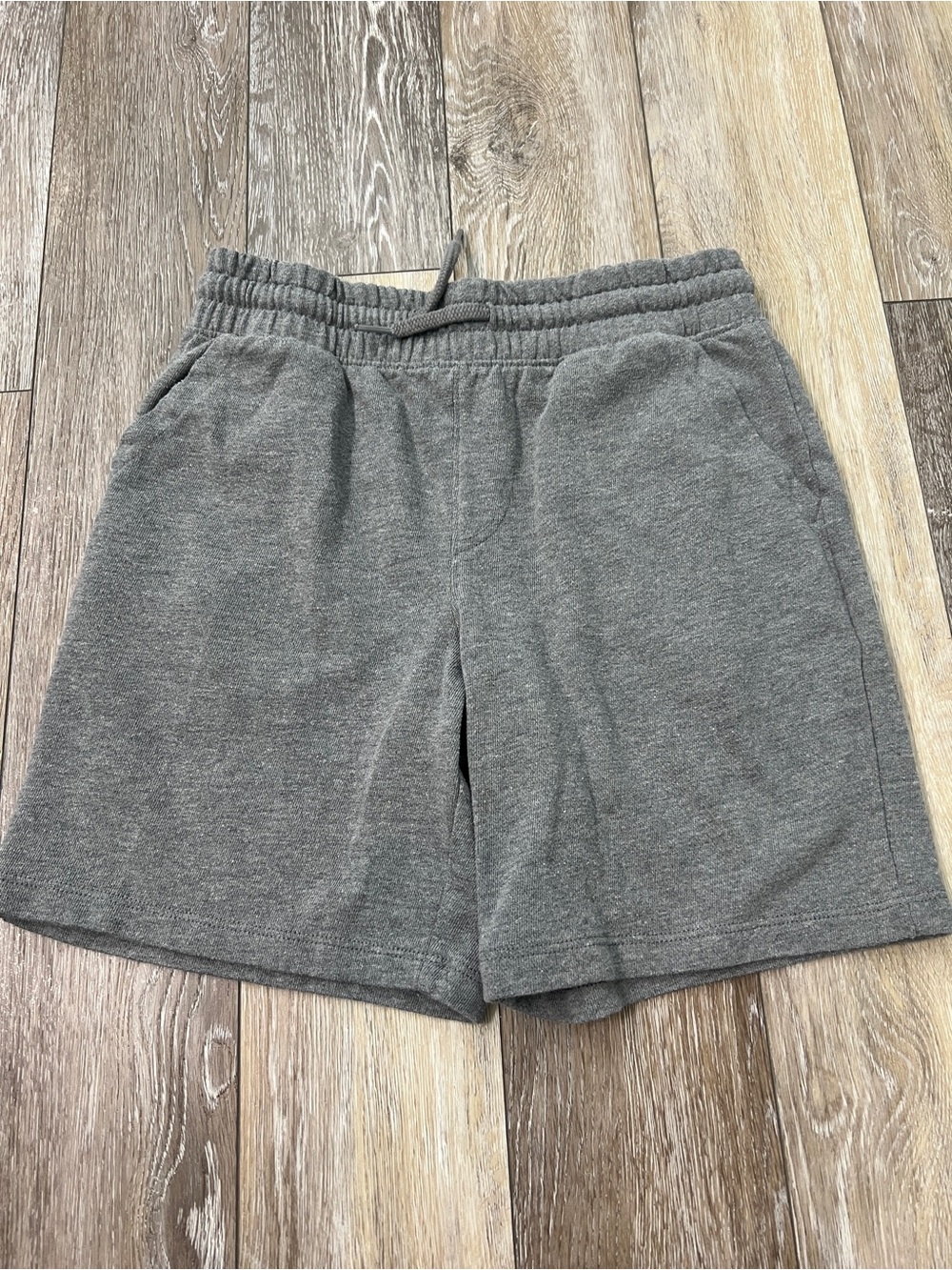 Wonder Nation gray elastic waistband shorts